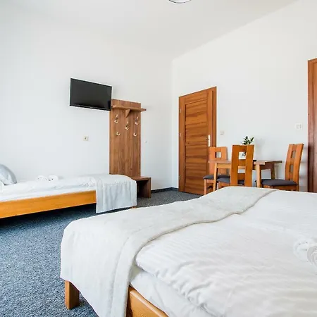 Cicho Sza Kwatera prywatna *