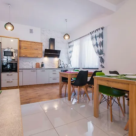 Cicho Sza Kwatera prywatna *