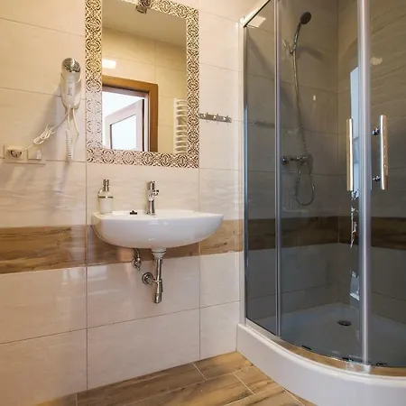 Cicho Sza Kwatera prywatna *