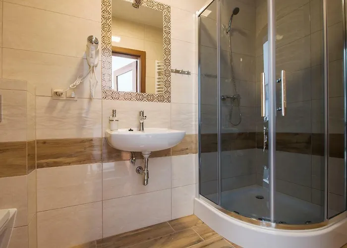 Cicho Sza Quarto em Acomodações Particulares *