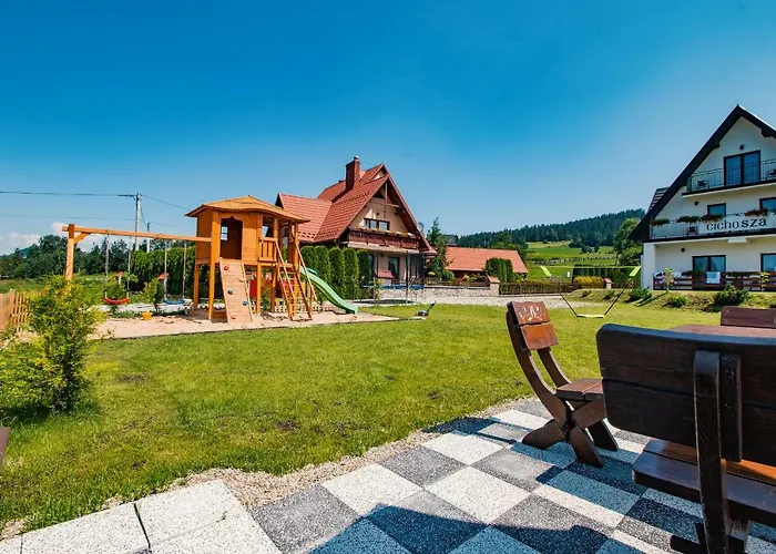 Cicho Sza Quarto em Acomodações Particulares